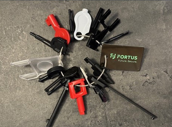 FIRE ALARM ENGINEER - PANEL, MANUAL CALL POINT KEY SET