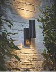 OUTDOOR UP & DOWN WALL LIGHT WITH PIR SENSOR BLACK FIXES-HUB